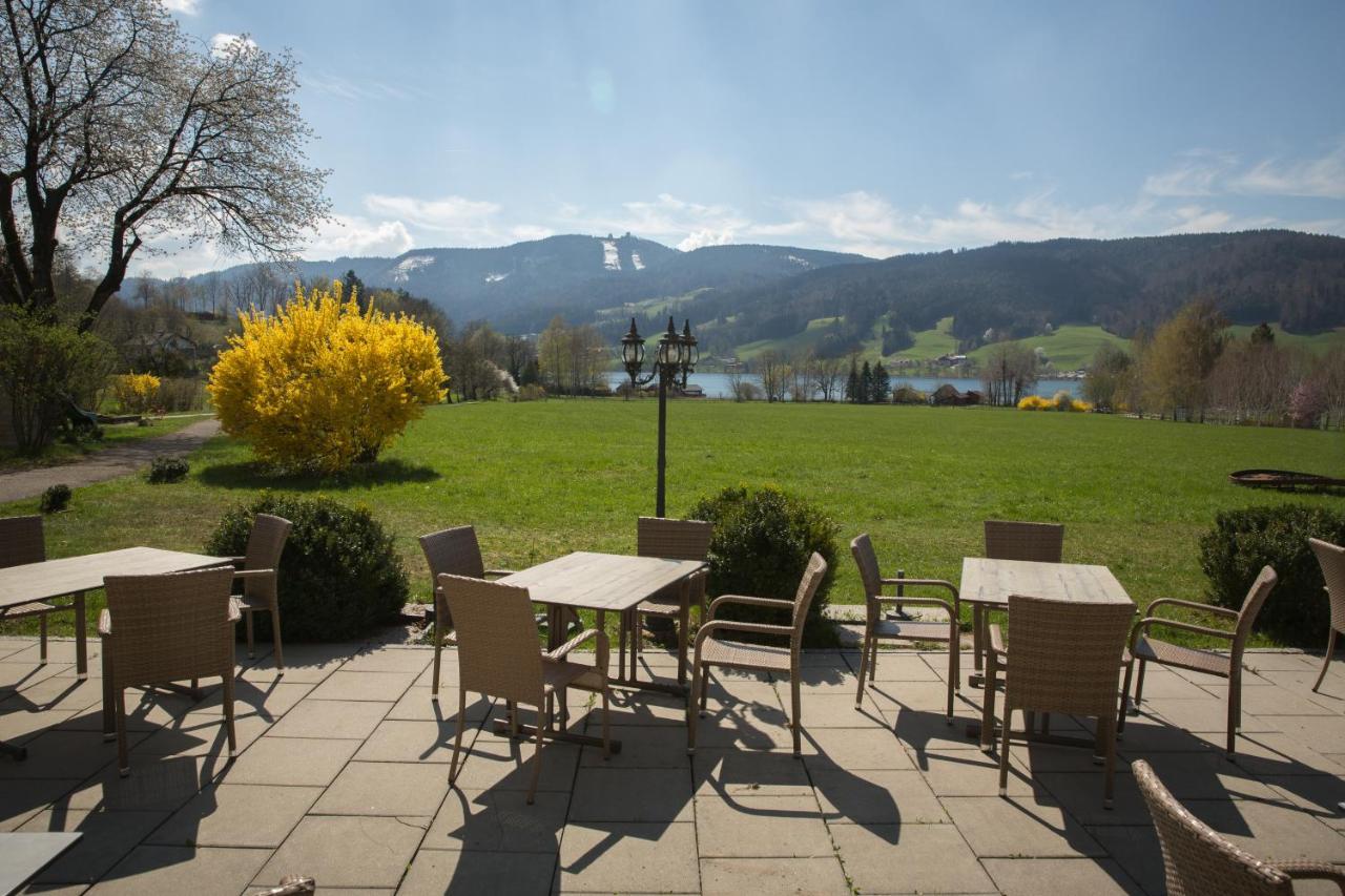Seewirt Zell am Moos Exterior foto